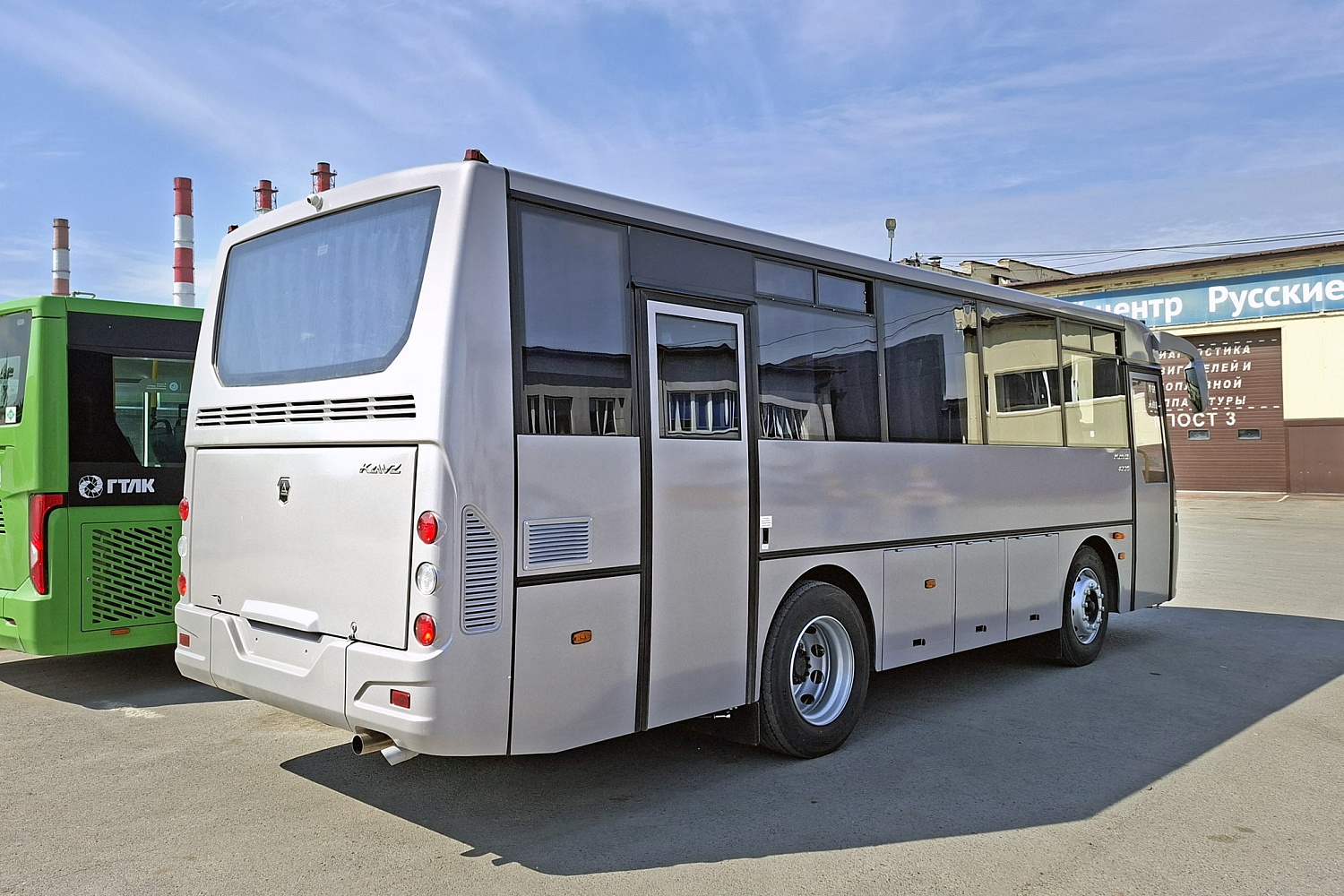 Автобус КАВЗ-4235-D2